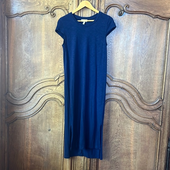JESSICA SIMPSON NAVY CAP SLEEVE SIDE SLIT MIDI KNIT DRESS - Picture 1 of 11